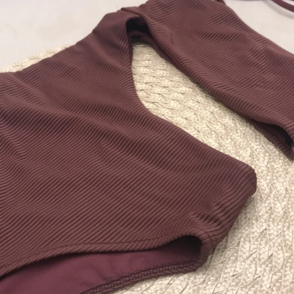 Frankies Bikinis size xs